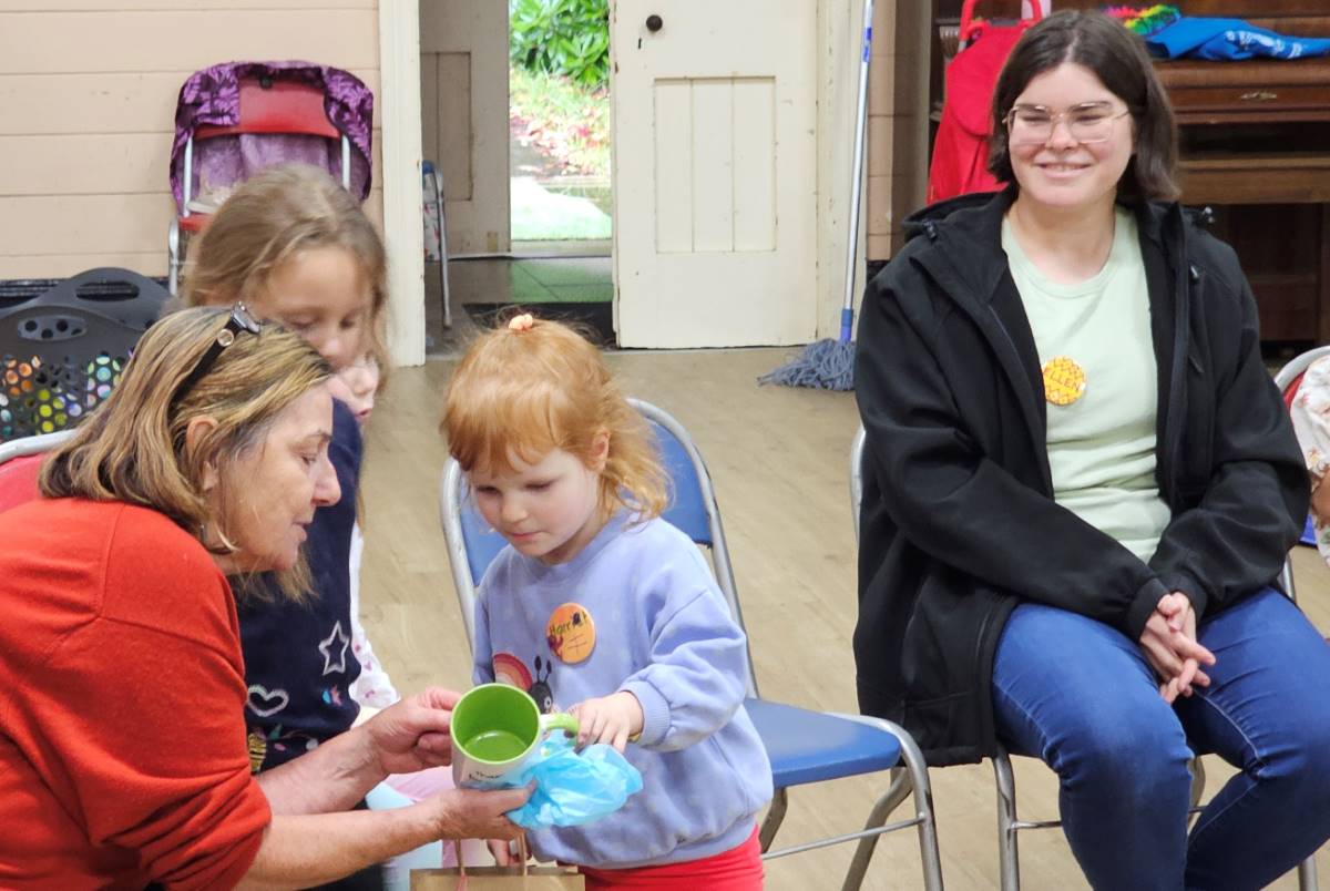 intergenerational play in the blue mountains