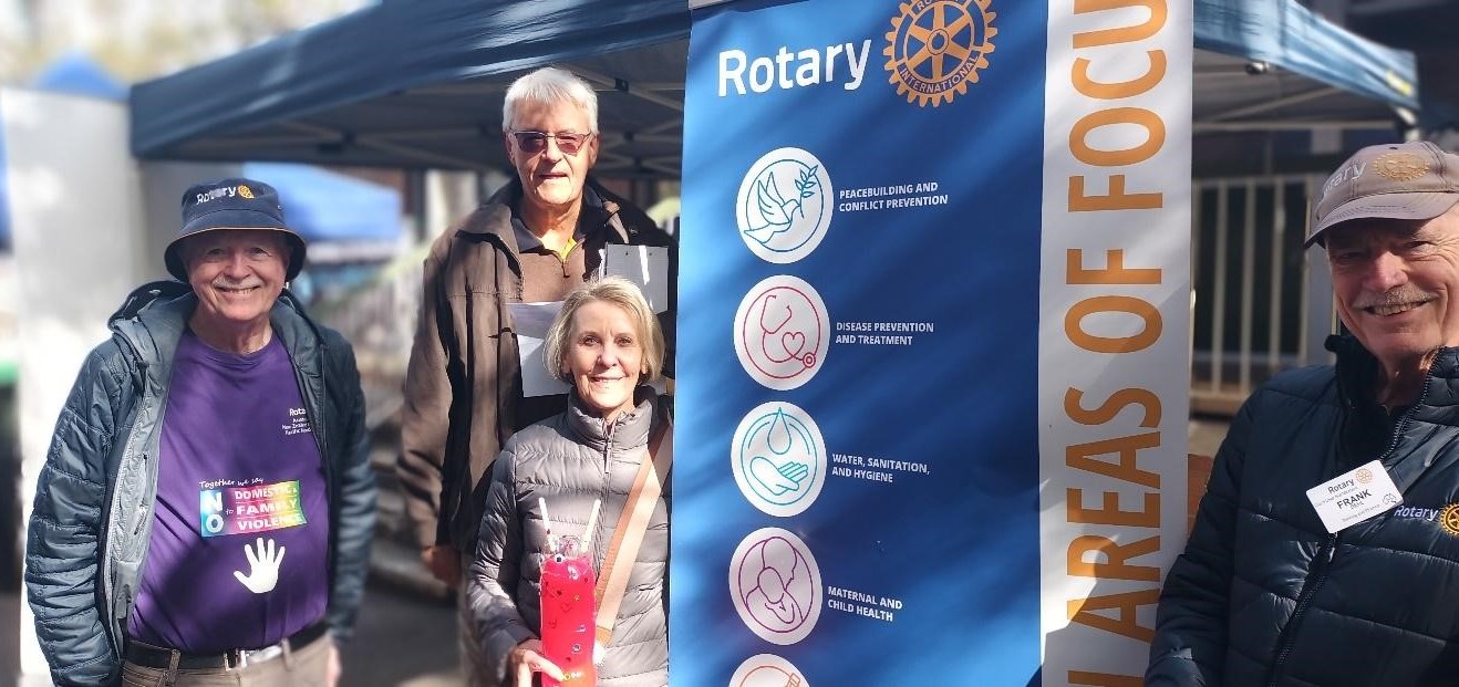at glenbook rotary market